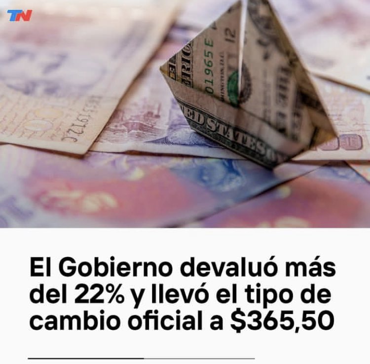 RAMIROMARRA's tweet photo. ¿Castigan a la democracia devaluando un 22% nuestra moneda? Son el peor gobierno de la historia. No se van a ir, los vamos a sacar, a todos. https://t.co/tUMHvawbhS