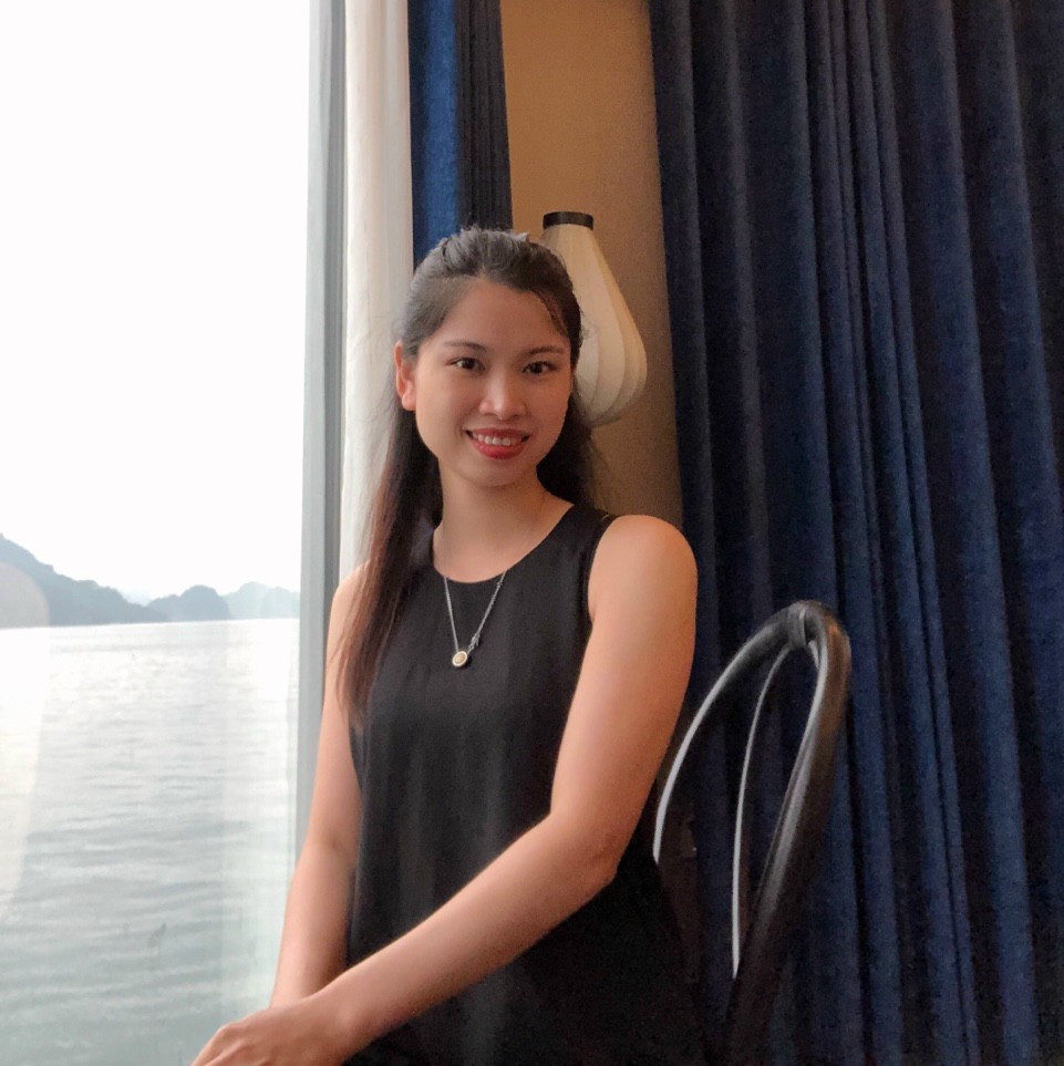 cruises88339's tweet photo. Hello Ha Long Bay.🥰🥰🥰 https://t.co/8n83anwJSV