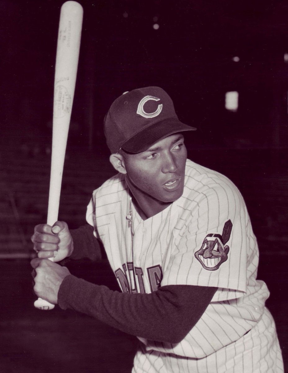 GazcueesArte's tweet photo. #UnDiaComoHoy 1958 - Vic Power de los Indios de Cleveland se robó el home dos veces en el mismo juego. Solo tuvo tres robos en todo el año.
.
#Vicpower #MLB #GrandesLigas #GazcueEsArte #Oiste @JLMendoza_ @Hgomez27 https://t.co/zQSXf3c5C4
