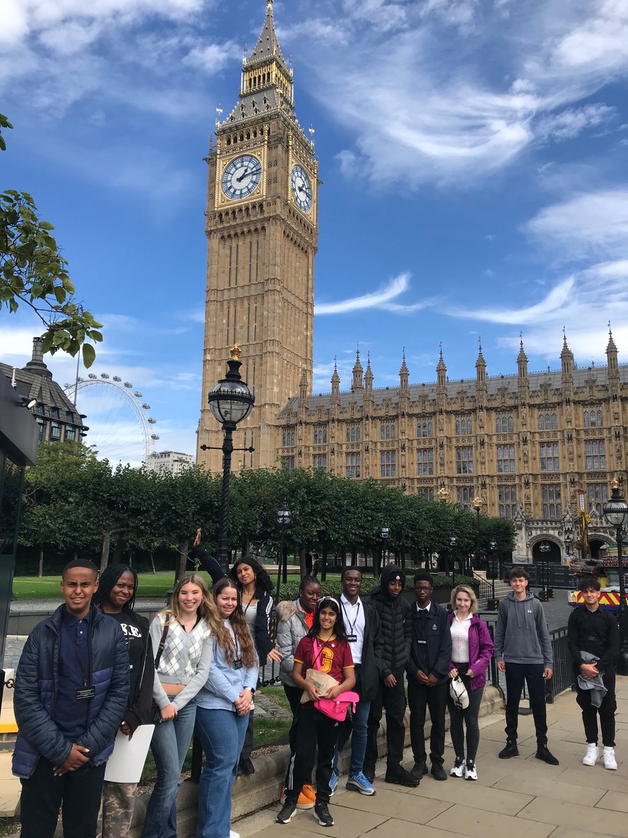 BrentYP's tweet photo. We had a great day at @UKParliament learning about democracy! #youthvoice @Brent_Council https://t.co/KcSyrg4NtS