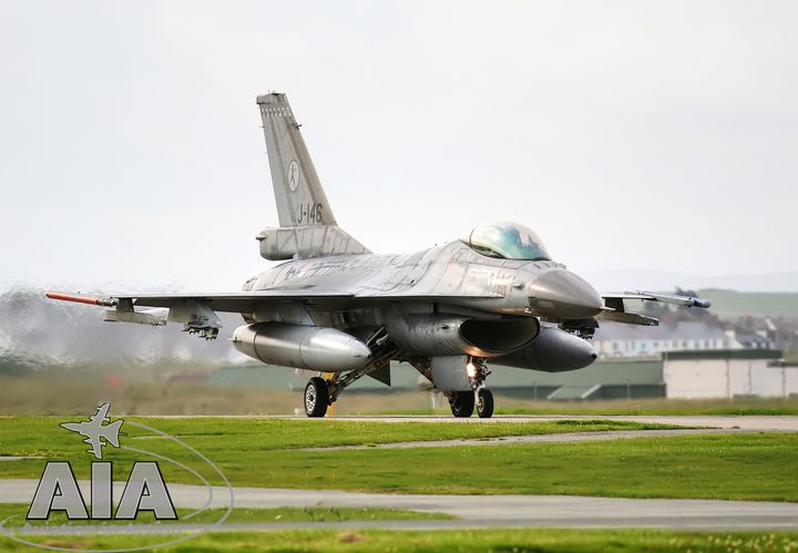 action_aviation's tweet photo. With the recent families day at @RAF_Valley, I thought we could look back to 2008 when We the Royal Netherlands Air Force visited with General Dynamics F-16 Fighting Falcon ( J-146)
#teamwork #lovewhatwedo #RNLAF #rnlaf #F16 #f16pilot #Avgeek #f16fightingfalcon #rafvalley #AIA https://t.co/7bH4GIGNxq