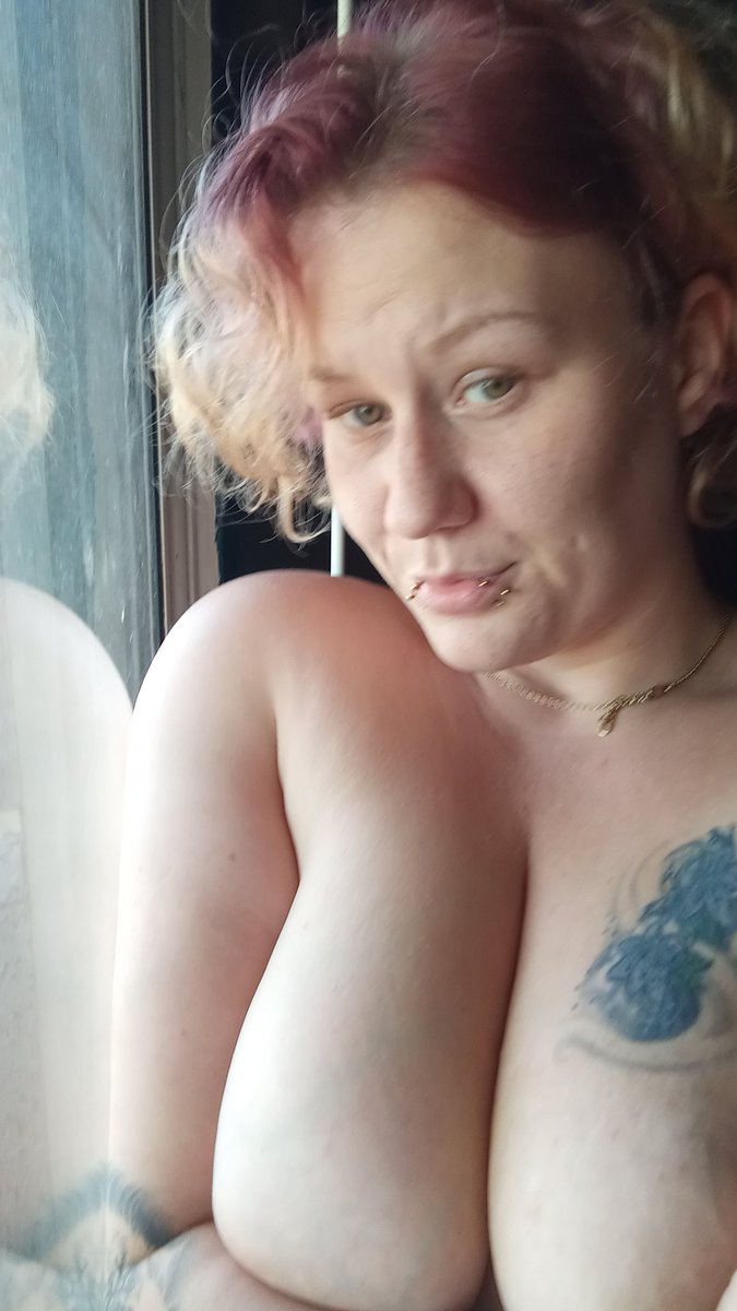DizzyRo55's tweet photo. I love having you watch through my window
#voyeur #exhibitionist #bbw #onlyfans #dizzyro https://t.co/80n7duCKG7