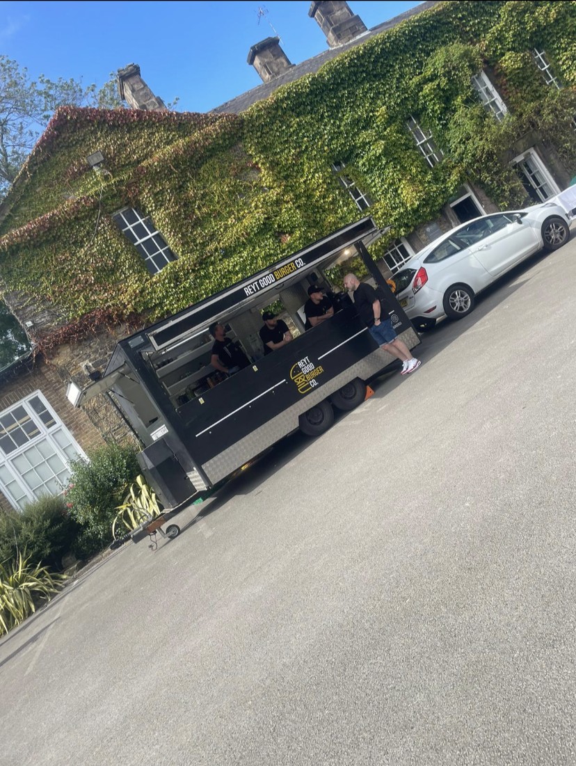 simodalimited's tweet photo. Great day Saturday at the Simoda summer family fun day
Massive thank you to the old rectory Handsworth for having us and 'reyt good burger company' for their lovely food.
#simoda #summer #funday https://t.co/Qsvy2DbMbj