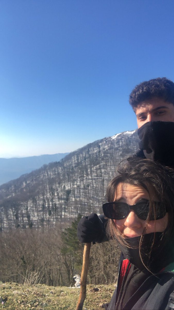 xghiadx's tweet photo. noi eravamo stessa testa, stessa mano https://t.co/7uNi71lU9t