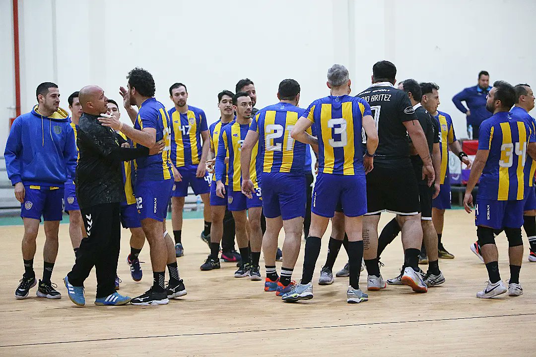 cpyhandball's tweet photo. ¡LUQUE SUPERCAMPEÓN!

✅ AYER | GRAN VICTORIA de @LuqueHandball para consagrarse CAMPEÓN del Torneo Metropolitano Superliga Masculina Apertura 2023!

🙌 El equipo auriazul derrotó (30 - 24) a Olimpia, en la final masculina de la máxima categoría de nuestro balonmano! https://t.co/o1ogIBl33g