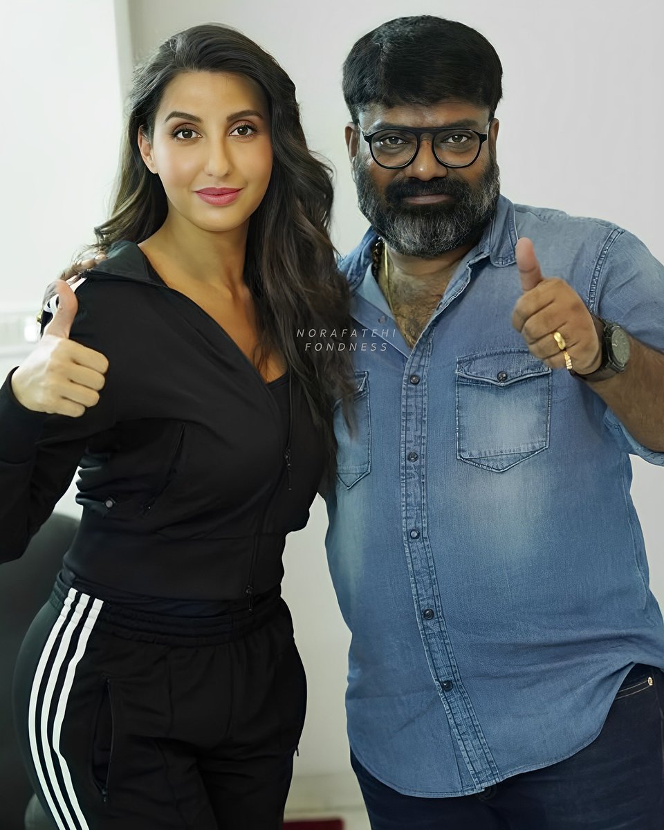 Norafatehikayal's tweet photo. Glad to see @norafatehi with Karuna kumar Sir! ❤️ #NoraFatehi #Matka #VT14 https://t.co/LW1w7KAxT0
