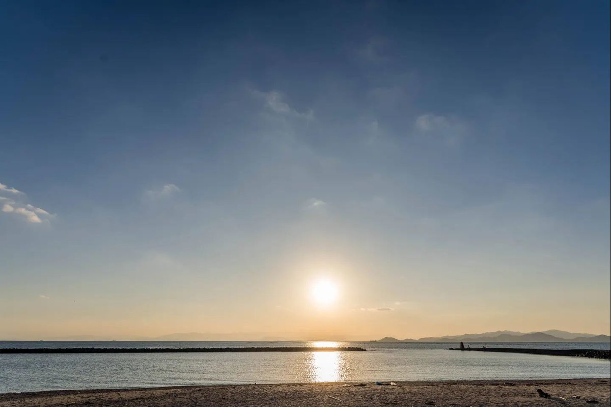 awajikoku's tweet photo. 淡路島の夕日
#淡路島 #夕陽
#awajishima #sunset
#散歩 #島暮らし
#島旅 #igtravel #igjapan https://t.co/UBSq9ckIux
