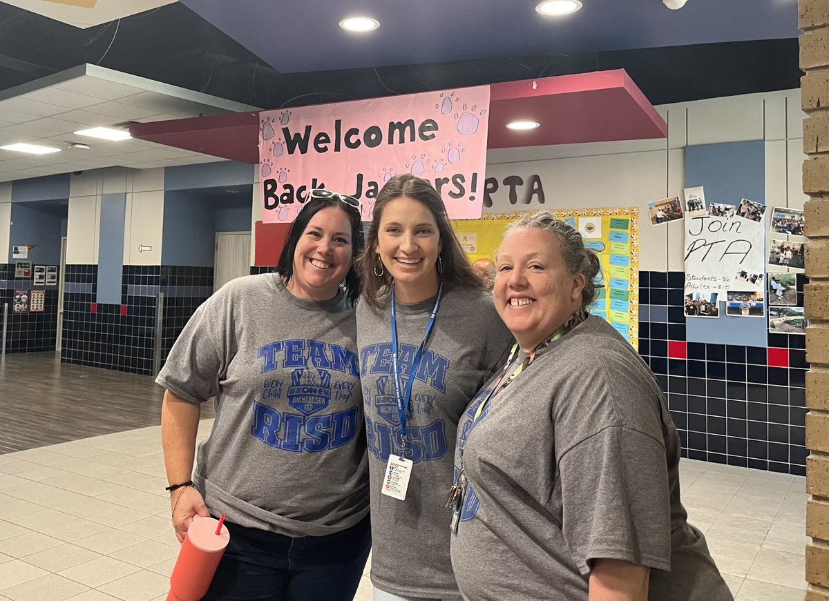 First day of school 2023-2024 ⁦@ForestLnAcademy⁩ is off to a great start! I’m not surprised because #FLABuiltforThis! #RISDWeareOne ⁦@go_watkins⁩