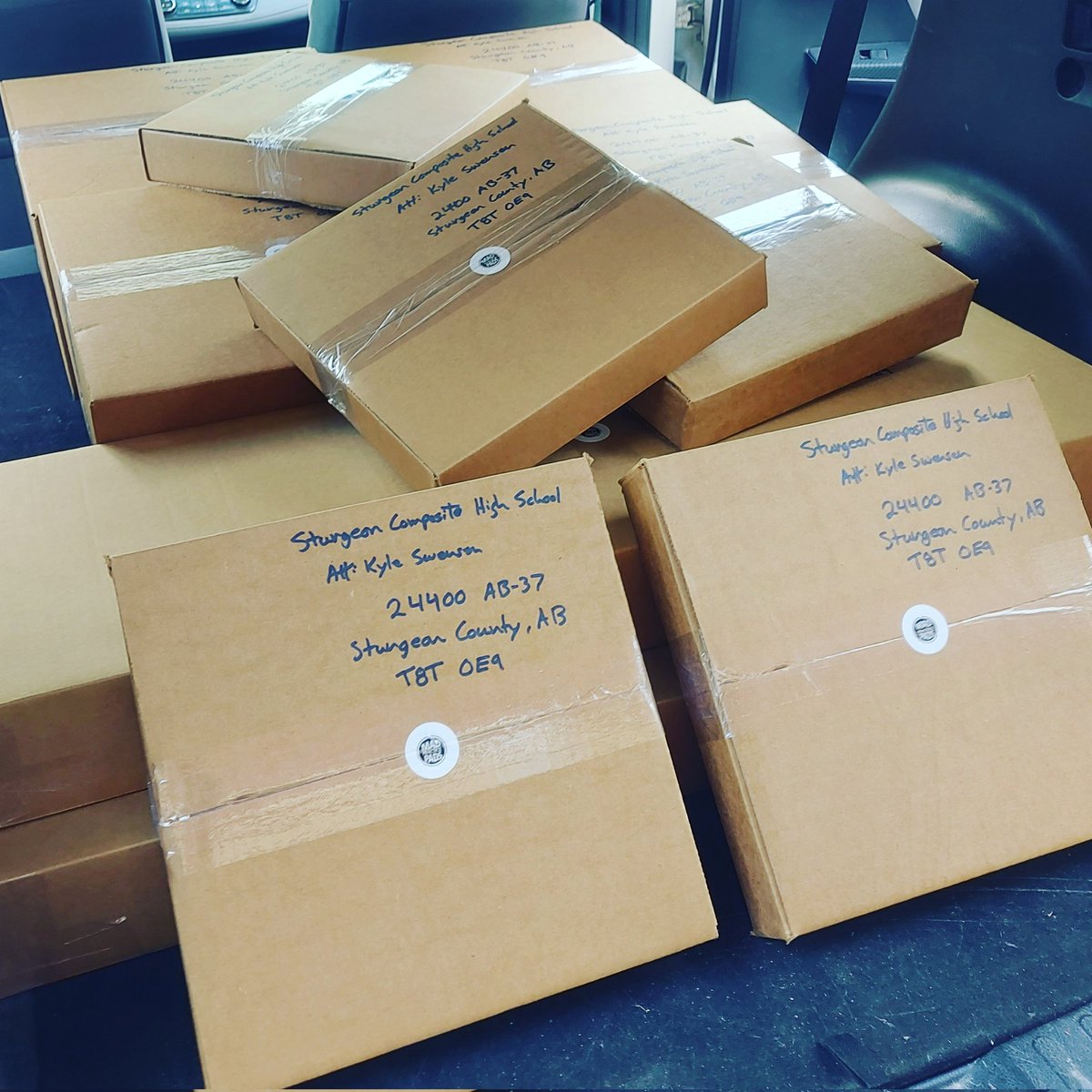 MadPracticePads's tweet photo. @SturgeonComp #drumline will soon rock a full set of 22 custom-made @MadPracticePads https://t.co/6jAfj4pLhu