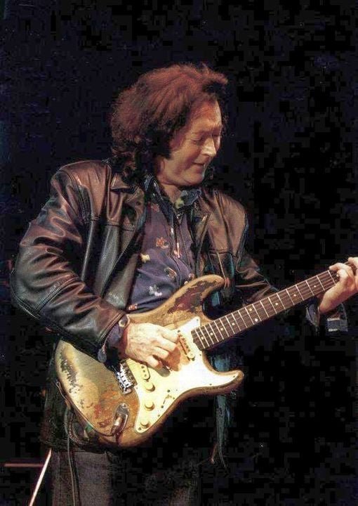 rorygallagher's tweet photo. August 14th in Rory history:
1968 London GB Toby Jug
1970 London GB Klooks at the Lyceum
1971 Aylesburg GB Friars
1972 Boston USA Boston Common w/ Savoy Brown
1983 Washington DC USA Saba Club
1994 Colmar F Foire aux Vins (📸 Marcel Huckel) https://t.co/G8tr5tWfgC