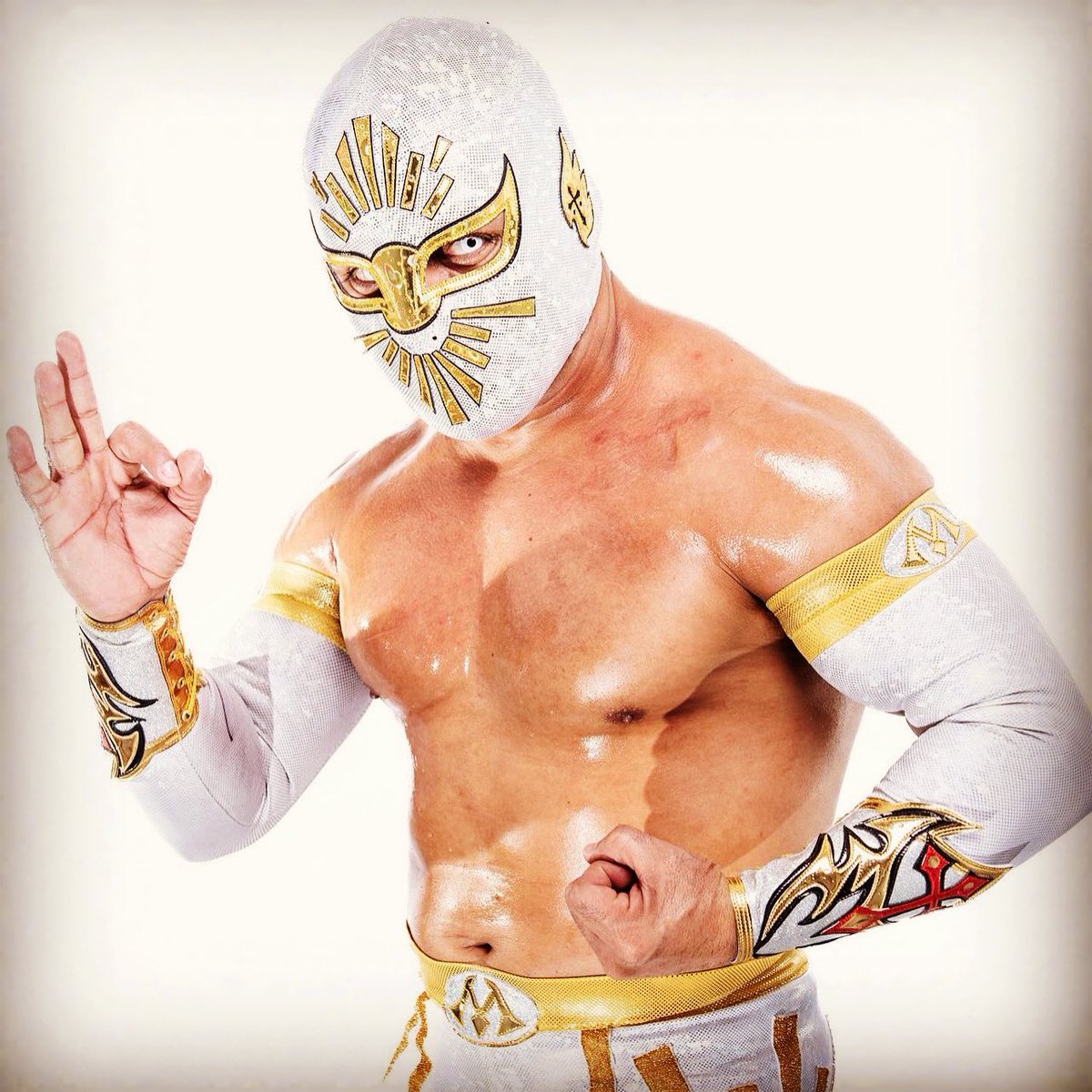 CARISTICO MISTICO MX Oficial tweet media