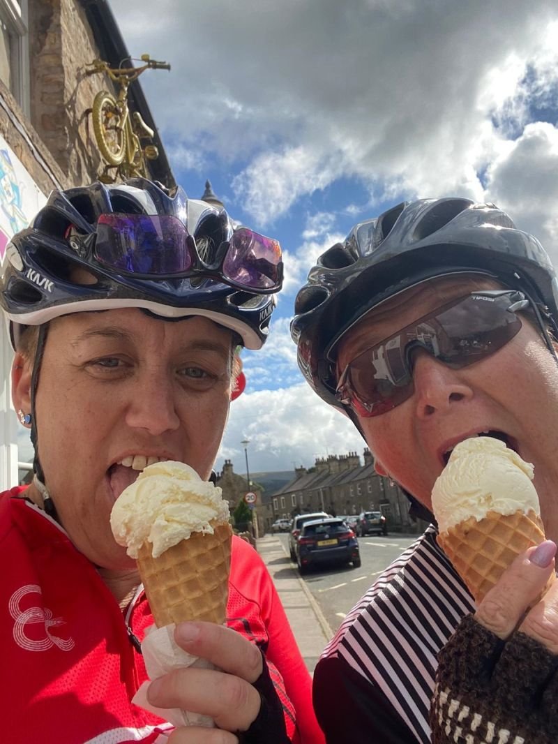 BDPlastics1's tweet image. LEJOG 2023 - Day 7

Leigh to Carnforth - 67 miles

A grey but dry start, knowing we will get wet at some point....and we certainly did!
 
The day marks ‘Half Way &amp;amp; ended with a cheeky ice cream to celebrate.
  
Strange to think we move into Scotland tomorrow on day 8.