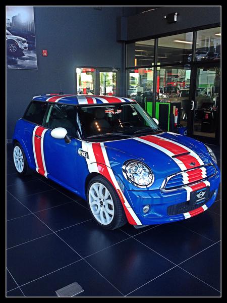 Caroline's 2010 Mini Cooper S "Mojo" - MiniShrine Registry dlvr.it/StdTHd