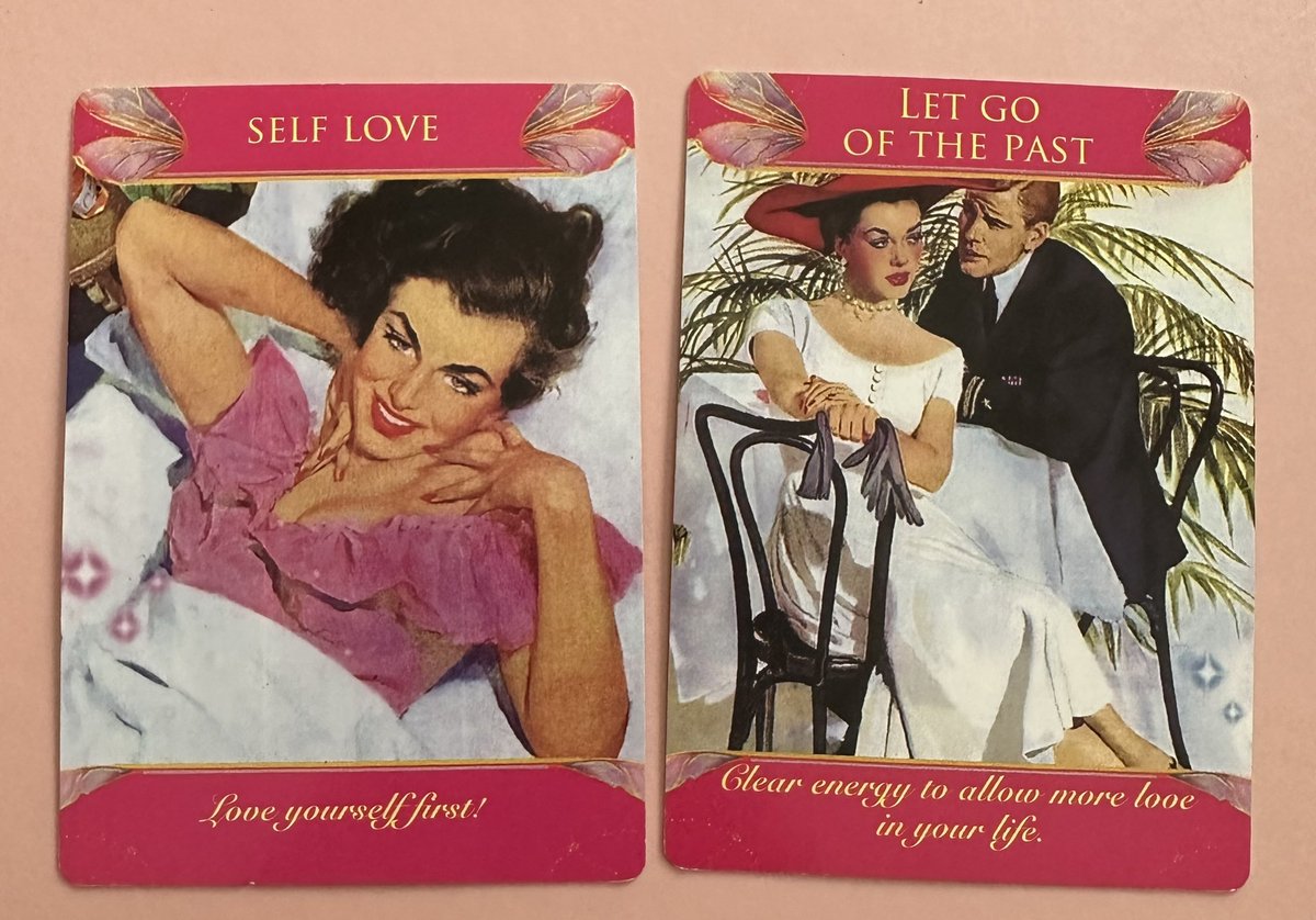 Love messages this week 💖
For/To: #Aries #Leo #Sagittarius #FireSigns 

This week your learning to let go of the past and just focus on what you have in front of you. Your done trying to piece things together. Your feeling free and lighter this week. The past may still come up