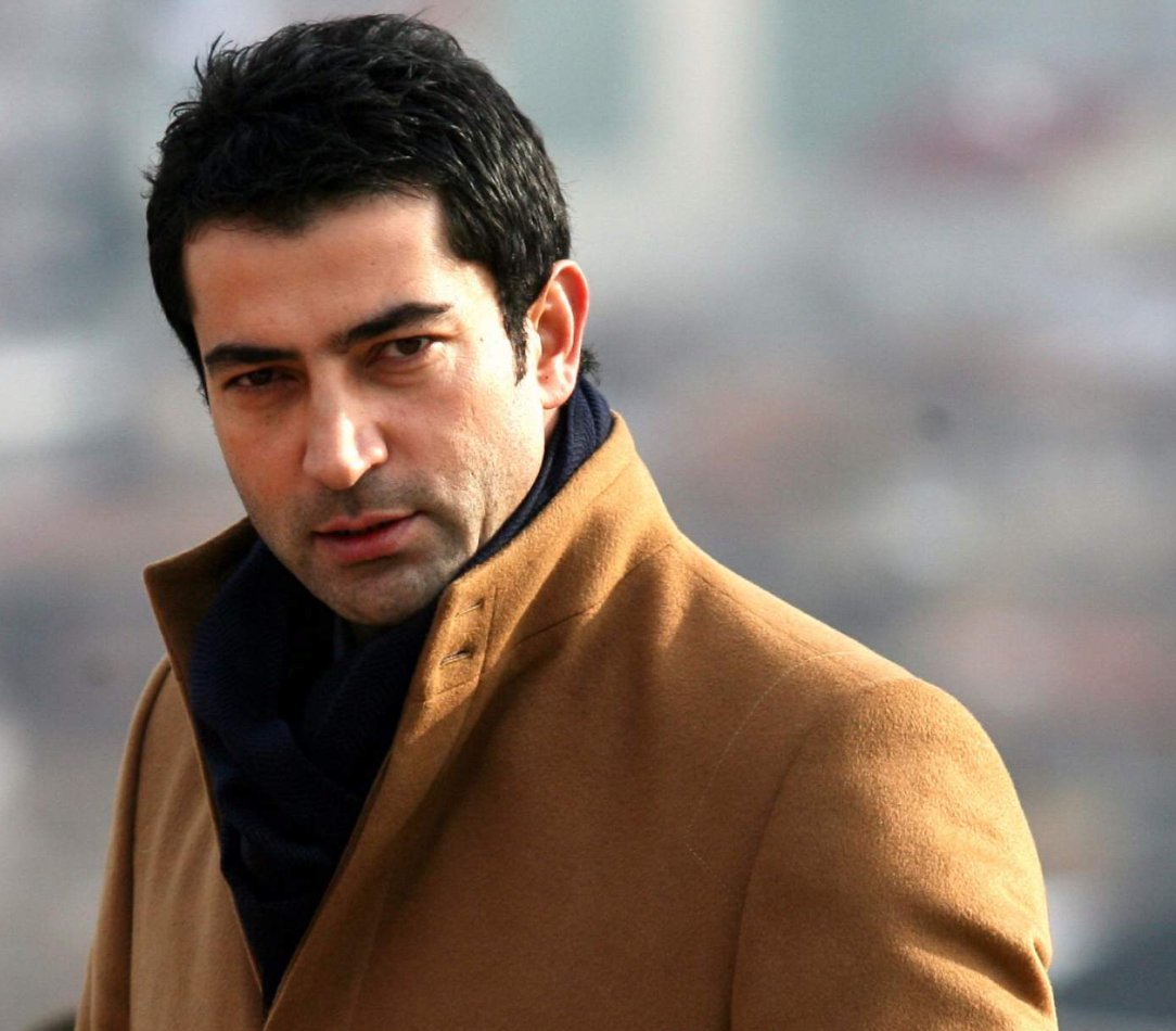 bpthaber's tweet photo. Kenan İmirzalıoğlu'dan Disney tepkisi:

"Konuşursam çok ağır konuşurum." https://t.co/e8aTFnNvcE