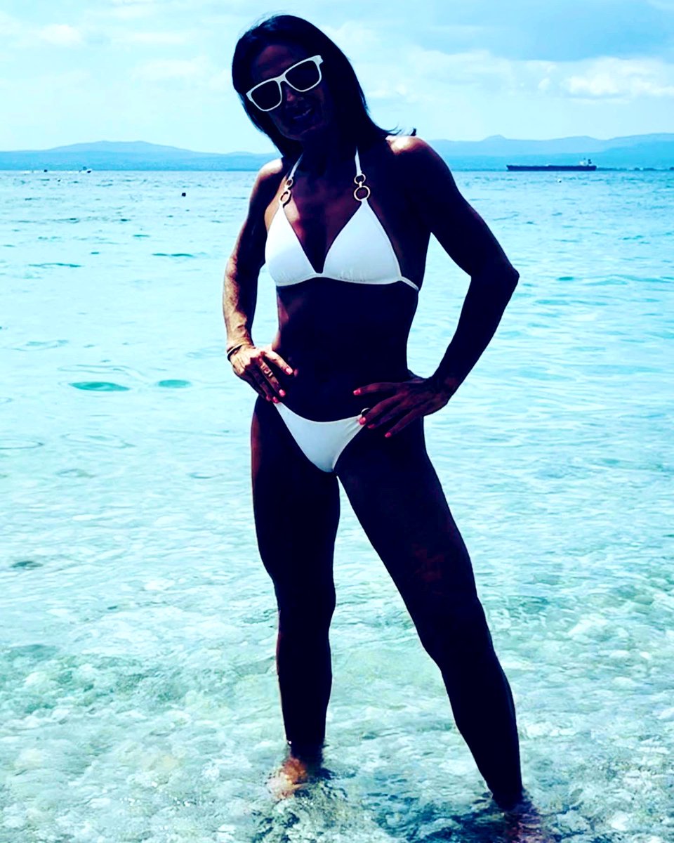 OlgaStamatakis's tweet photo. Enjoy the rest of the summer 💥💥💥♥️#summer #holidayseason #bikini #swimsuit #Mondaymorning #StayTuned #Smile #SmileAgain #holidays #LaCasaDeLosFamososMx #LetsGo #beaches #beachfm #Swimwear #swimminglife #aug #AugustMonth #Augoost2023 #FitnessJourney #SEA https://t.co/FgSWKksnI6