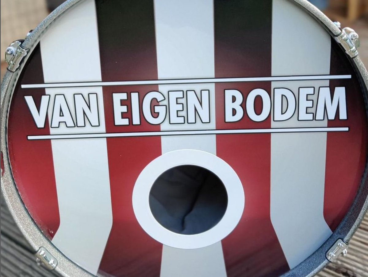 PicksCustom's tweet image. Order your custom drum skin now! Available from 1 Piece - #guitar #picks #customguitarpicks #plektrum#bedrucken #guitarist #plectrums #guitarporn#eigenplectrum #guitarstrap #epcustoms #drummer#drumskin #bassdrum #vaneigenbodemwww.ownguitarpicks.co.uk - custompicks.com