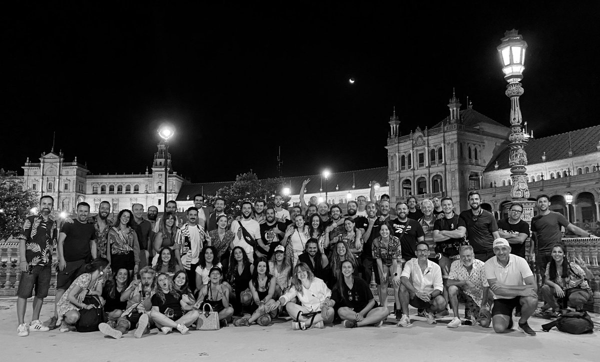 elenaaranda03's tweet photo. Me llevo un equipazo ❤️‍🩹
Fin a Operación Barrio Inglés 🎬 https://t.co/rsUDu8CTBn