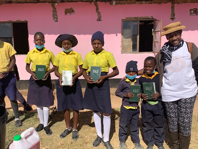 ndorocharities's tweet photo. @maximilianlion We care love Zimbabweans regardless of race, tribe, religion or politics, we want a prosperous country where people work hard and are able to put food on the table for their children. Children going to school, good health  and social well being and accommodation.  PEACE ! https://t.co/nIle2ICimQ