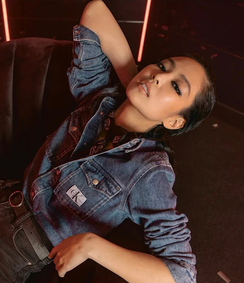 JENNIE NEWS tweet media