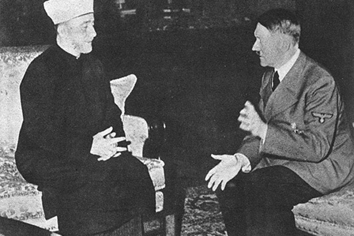JuedischeOnline's tweet photo. »Einig in der ›Judenfrage‹«: Hitler und der Großmufti, Halbmond und Hakenkreuz - Das ›Dritte Reich‹, die Araber und Palästina. #Archiv https://t.co/jccQUO4DBo https://t.co/7R53AVJFIV