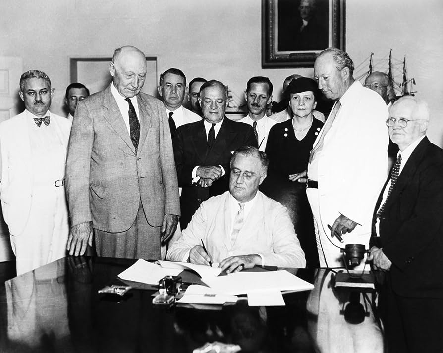 JesseFFerguson's tweet photo. 88 YEARS AGO TODAY

FDR signed the Social Security Act.

REMINDER: MAGA Republicans plans is to defund it, risk it on wall street and sunset it.

REMINDER: Joe Biden wants to protect your retirement. https://t.co/6aQi2QZR3Z