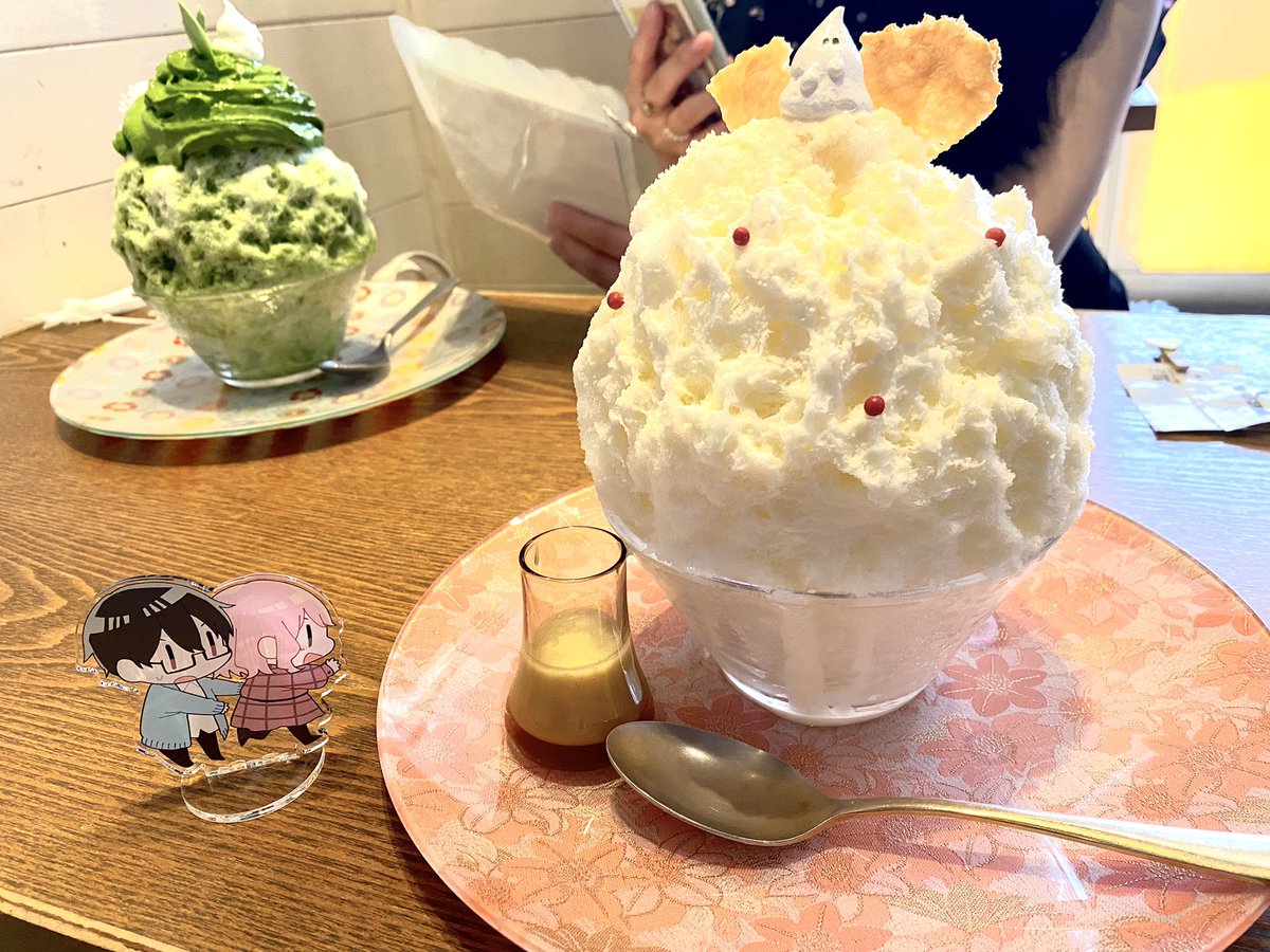 友人に美味しいところいっぱい連れてってもらって半年遅れの誕生日プレゼントももらった! 