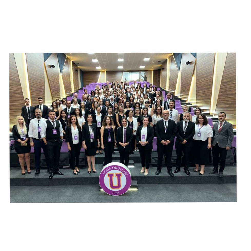 UOCalli's tweet photo. Öğretmen hizmet içi eğitim programımızın ilk günü Kampüs Müdürümüz Hatice ŞENVERDİ Genel Okul İşleyişi ve Kurum Kültürü sunumunu gerçekleştirdi. #UğurluOlmak
#BizBüyükBirAileyiz https://t.co/DzB6L9cXx4