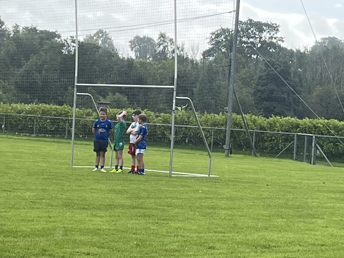 No, not idle gossip but just two crafty <a href="/dromoregfc/">CLG An Droim Mór Naomh Damhnait - Dromore GFC</a> men lulling the opposition into a false sever of security <a href="/Colty_dromore/">Niall Colton</a> 😝🤣. Thanks <a href="/DrumraghGAC/">Drumragh Sarsfields</a> for having us on a wet but enjoyable morning 💪🏽💪🏽 #gaa #youthfootball