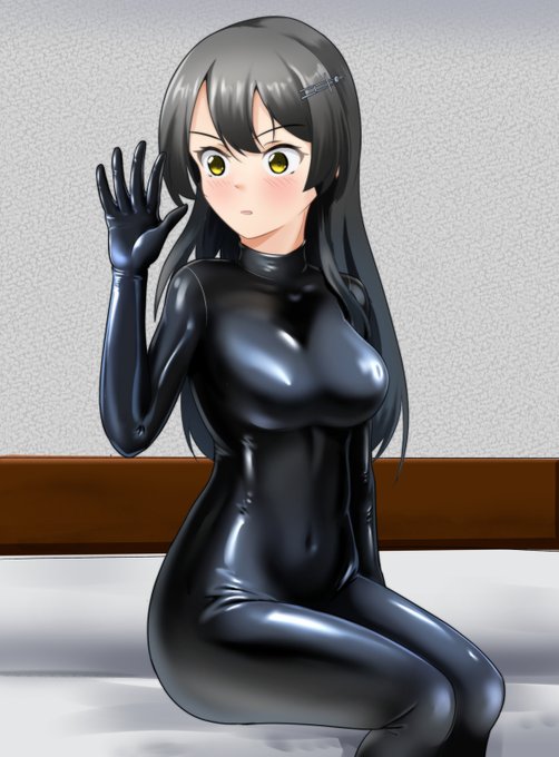 #あなたの評判良かった4選がみたい 
①:フォロワー爆増した親潮
②:pixivブクマトップの矢矧
③:艦これ以外だとこれが一番受けたスズカ
④:何故かワンドロいいね数最上位の阿賀野 