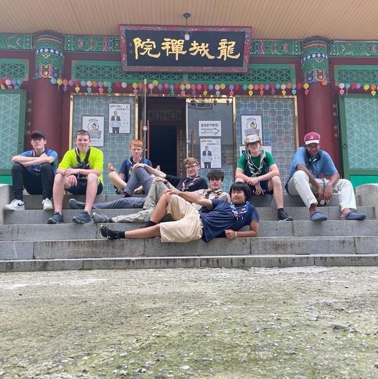 Seoul has so much to offer and our Units have truly made the most of their time here 👘🎶✍️⛩️

#UK25WSJ #DreamWild #DrawYourDream