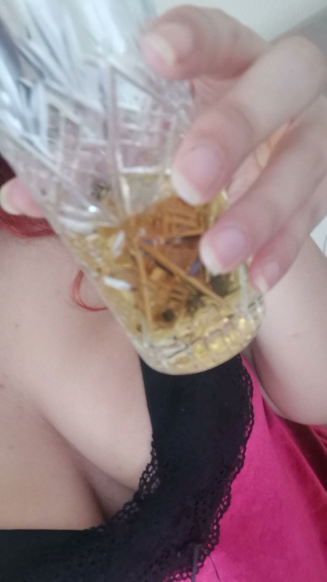 Benimle karaköprüde içki içecek kim var diyor 🍾
Numarasını isteyen RT yapsın

❤️ Kız Arayan
❤️ Erkek Arayan
❤️ Ciddi Düşünen
❤️ Gecelik Düşünen
❤️ Herkesi Mesaja Bekleriz
❌ Gizlilik Esastır ❌
#urfatanisma #sanliurfatanismasitesi #urfabayan #urfaerkek #urfaevlicift #urfaescort