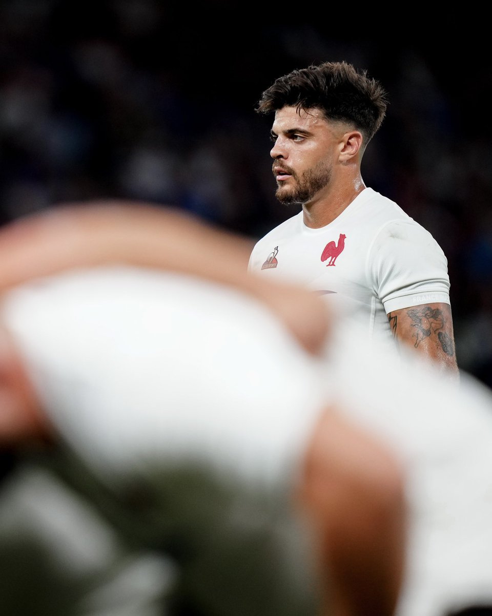 FranceRugby's tweet photo. Romain, on pense très fort à toi. 😢
Tout le groupe est à ton soutien, on te souhaite un bon rétablissement ❤️‍🩹🙏

@RomainNtamack 

#UnisPourUnRêve #NeFaisonsXV #XVdeFrance https://t.co/lfj1UIHWPj