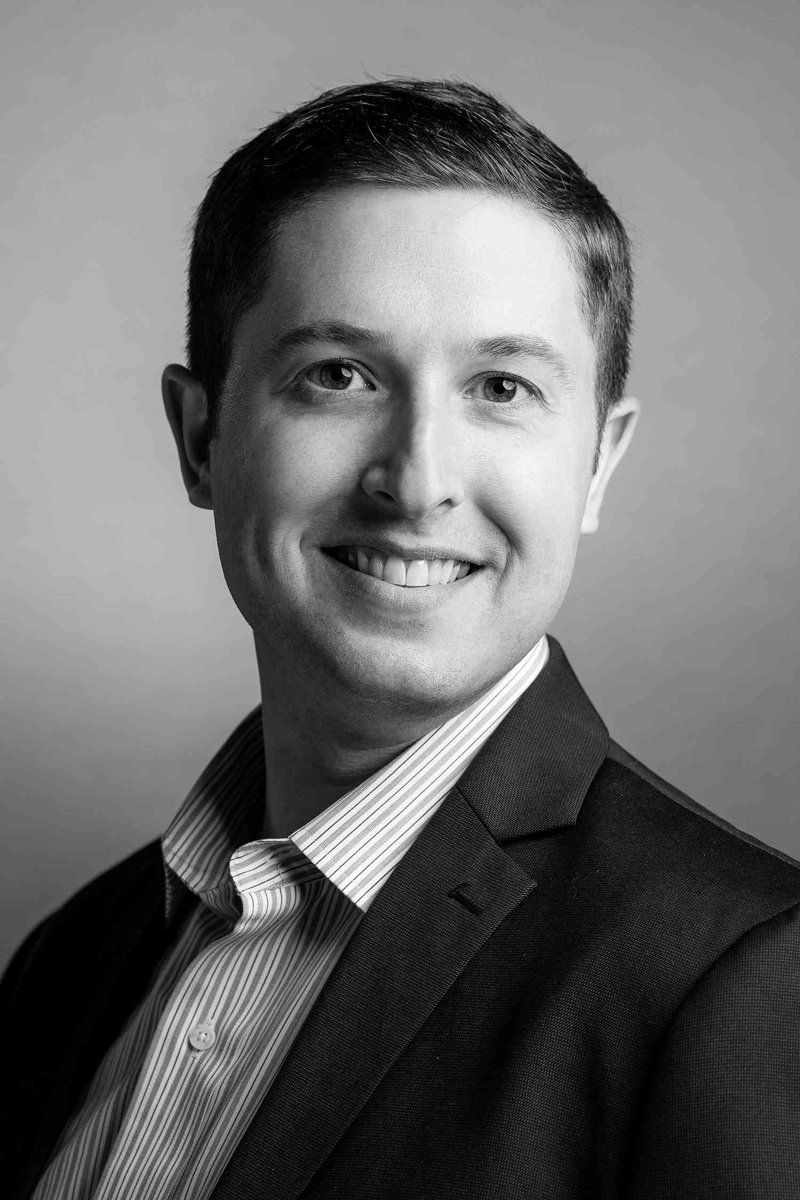 CPOfficialtx's tweet photo. JUST IN: βοΈ @Grayscale CEO Sonnenshein cautions against @SECGov's fragmented crypto regulation, fears stifling innovation & pushing crypto firms abroad.
π Urges clear definitions for e-currency commodities & securities.
#CryptopolitanReports https://t.co/EUKacLjZRp
