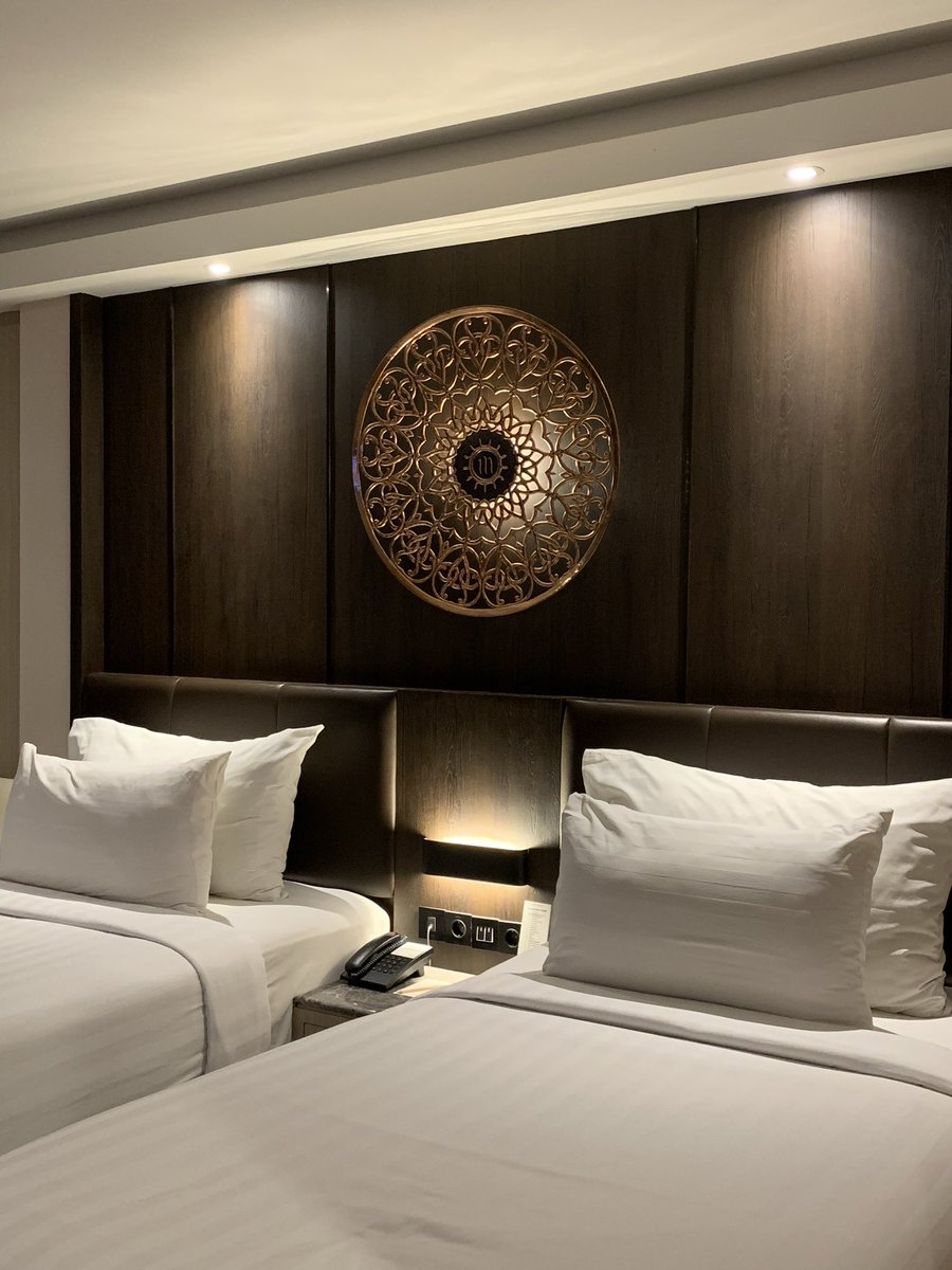 linskinjournal's tweet photo. menurut ku kalau ke Jogja nggak perlu khawatir mau nginep dimana. banyak penginapan or hotel yg bisa jadi pilihan sesuai budget!

beberapa hotel yg menurut ku worth to try jika kalian mau liburan or stay di Jogja. start from 150ribu an ✨😋⤵️

a thread. https://t.co/SQXk3uQEEX