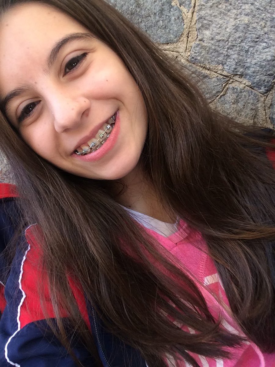 jububilu's tweet photo. 2018 // 2023
o tanto que esse aparelho me humilhou antes de fazer milagre não tá escrito https://t.co/vn0aT3oeGi