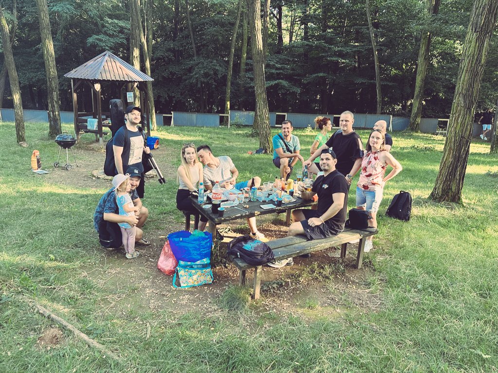 CryptoVestibull's tweet photo. #kryptovmeste #Prievidza
#KvM #krypto #Bitcoin
V sobotu som sa zúčastnil na krypto grilovačke organizovanú chlapcami z KvM Prievidza 💪
Je našou povinnosťou sa stretávať 🙂
Ak sa chcete dozvedieť viac o KvM navštívte ich web:
https://t.co/X21R2NCyI4 https://t.co/cgHymziaBi