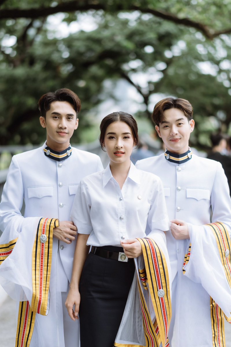 yeentnp's tweet photo. เรียนเชิญทุกคนอีกครั้งนะครับ 🤍 

วันที่ 16 ส.ค. 65 (พุธนี้) 
เวลา : 13.00 น. เป็นต้นไป 
สถานที่ : คณะศิลปกรรมศาสตร์ มหาวิทยาลัยราชภัฎสวนสุนันทา 

ใครว่างๆ มาถ่ายรูปกับยีนได้น๊าาา 🎉🎓🩷 

#yeentnp https://t.co/BWboz1fOYy