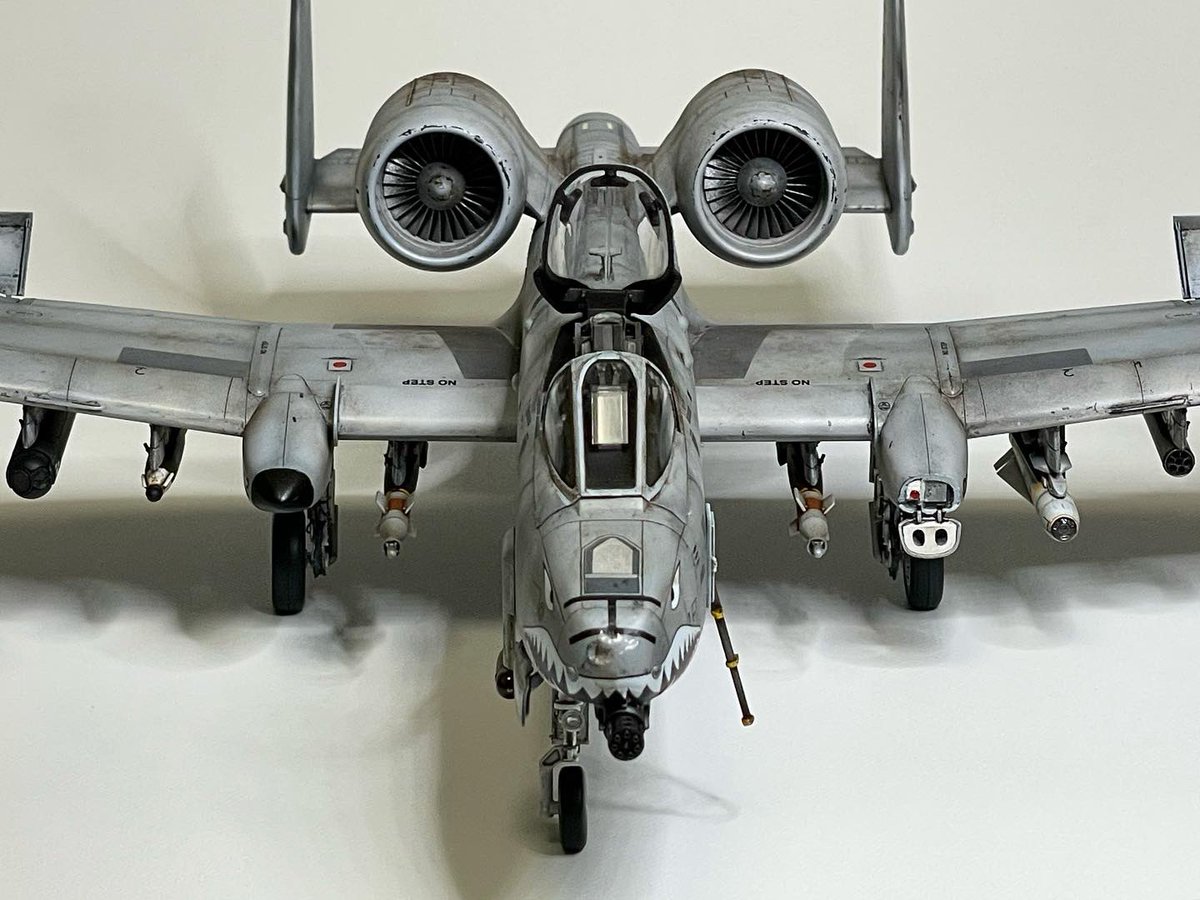 wakky1114's tweet image. Academy1/48A-10Thunderbolt Ⅱ give birth！
ようやく完成させられました。制作期間3ヶ月。Academyとはいえ最新キットとたかを括ってました。安定のAcademyクオリティーでした。来週末に豊川ボッチャーズさん展示会に持っていこうと思います♪
#Academy
#a10thunderbolt 
#モデルカステン
