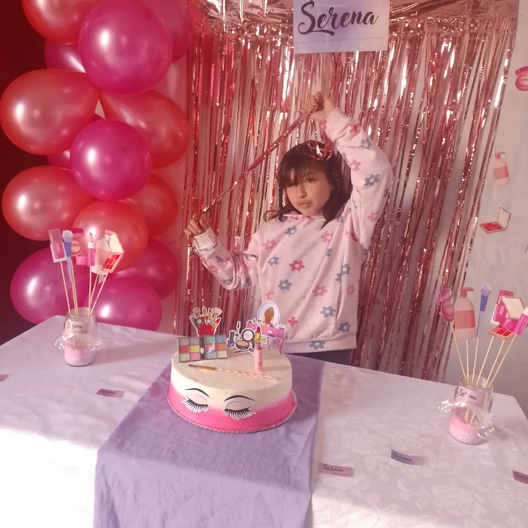 JacquiPavon's tweet photo. Cumple feliz paso 🥰🥰 https://t.co/0qvr1ZhcPW