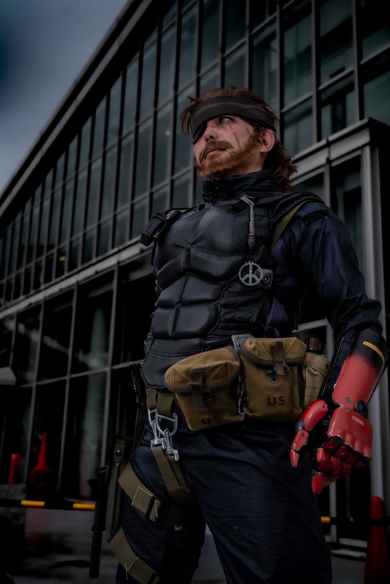 Ao3camera's tweet photo. 潜入...❗️

@Fuyuki 
#C102_cos 
#コミケC102コスプレ https://t.co/MjOXAU83gH