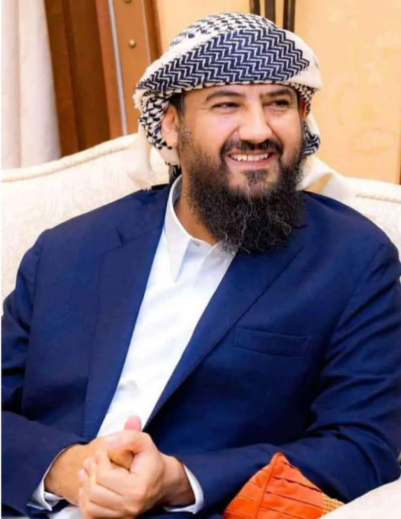 ثلة الهاربين يهاجمون الرجل الذي حرر لهم ما تحرر من بلادهم 
يا للسخرية 
إعلاميون وسياسيون لم يدافعوا حتى عن أهلهم ومنازلهم بل هربوا كنعاج فزعات من كلب عليل
واليوم ينبحون .. إلا ليتكم لعبتم دور الكلب الذي تجسدونه اليوم فنبحتم  على أبواب بيوتكم وقراكم ومدنكم حينذاك ولم تتحولوا إلى