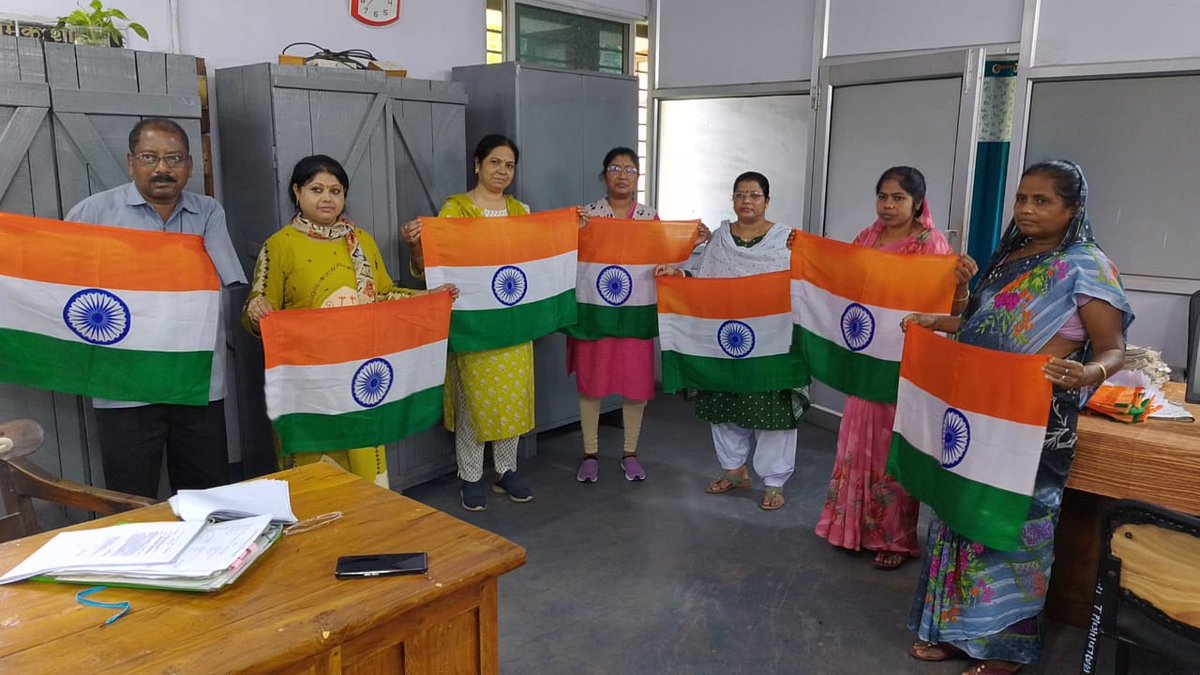 srdpockp's tweet photo. Campaign Har Ghar Tiranga Successfully Completed https://t.co/VbvsfZCpM6
