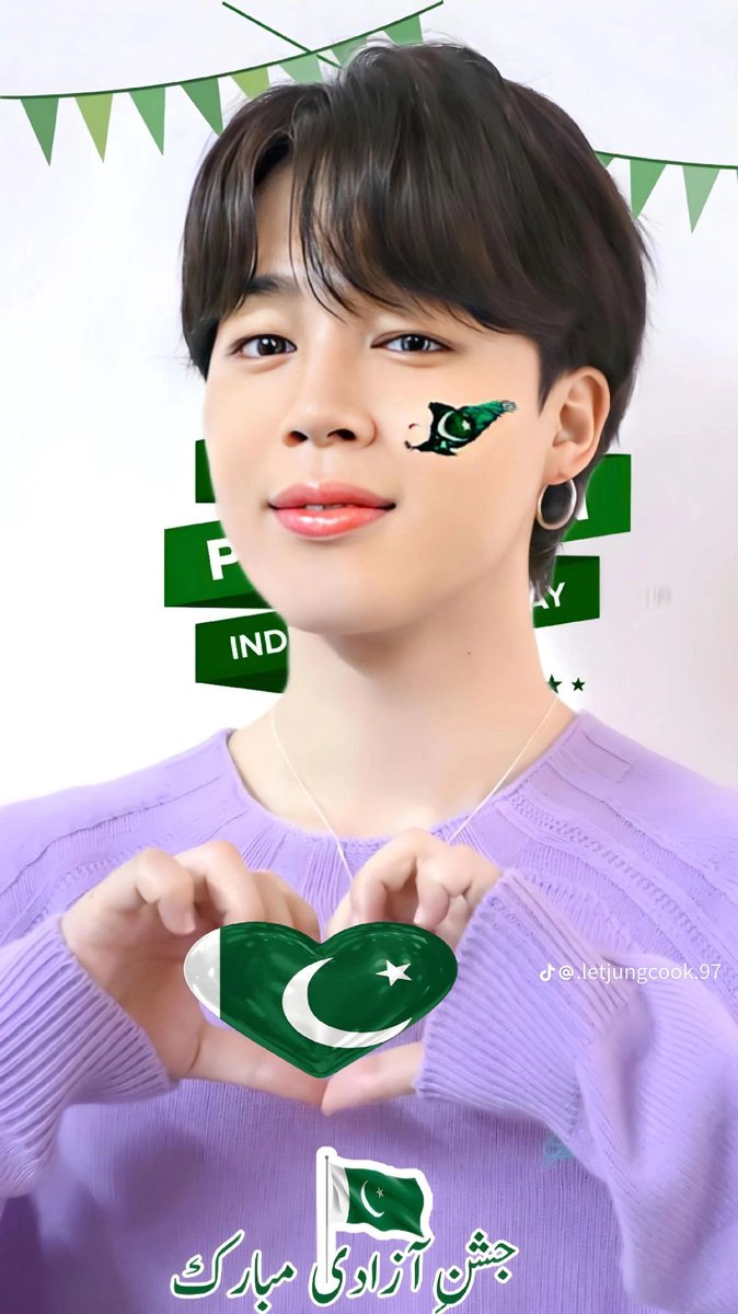 aai_aaini's tweet photo. #HappyIndependenceDay 
#HappyPakistanday 
#Pakistanibtsarmy
@BIGHIT_MUSIC @BTS_twt https://t.co/z27TddbKqg