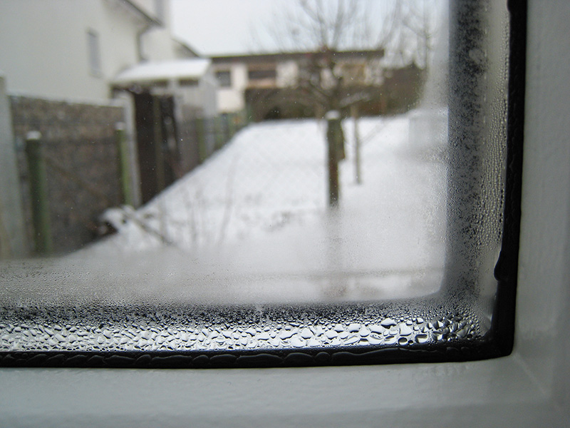 gebaeudehuelle's tweet photo. #Verbrauchertipps: Mit dem technischen Fortschritt einerseits und stark erhöhten Anforderungen an die Energiebilanz von Gebäuden andererseits sind auch die Eigenschaften von Fenstern besser geworden: https://t.co/C0gpMsG2sT
#gbh #gebäudehülle #wärmebrücke (Foto: © #BVFlachglas) https://t.co/DSkrN6GnsD