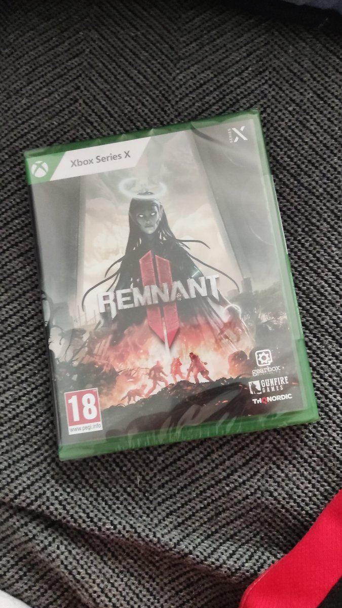 A tardado pero ya lo tenemos por aquí para viciar! #Remnant2