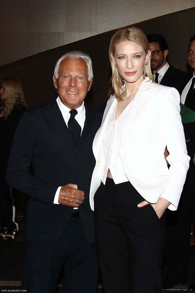 Cate Blanchett and Giorgio Armani at the launch of Sì perfume in Milan on May 17, 2013.

#cbfvault #cbfarchive 
→cate-blanchett.com/2023/08/14/cat…