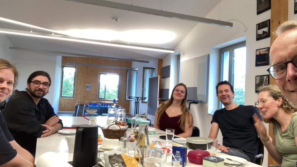 girafium's tweet photo. Reallabor - our Leibniz Living Lab in Osterholz. A lunchtime planning meeting for new projects on nutrition and physical activity https://t.co/I3zzOln7Ft