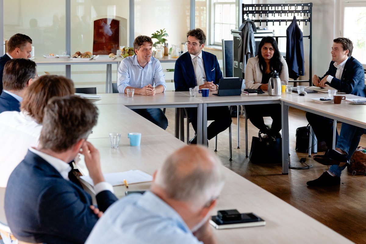 .<a href="/HenriBontenbal/">Henri Bontenbal</a> is onze lijsttrekker!

Onze verenigingsraad heeft unaniem ingestemd met de voordracht van het landelijk bestuur. 

Doe mee met Henri. Word lid! 👉 Cda.nl/word-lid