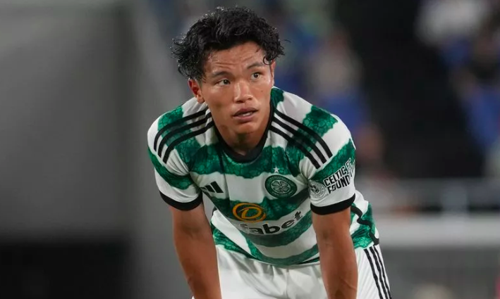 Record_Sport's tweet photo. The Reo Hatate Celtic to Brighton transfer theory already has an answer as Caicedo's £20m successor ticks vital box 

https://t.co/unApwJsUl5 https://t.co/Gcg0768ZYe